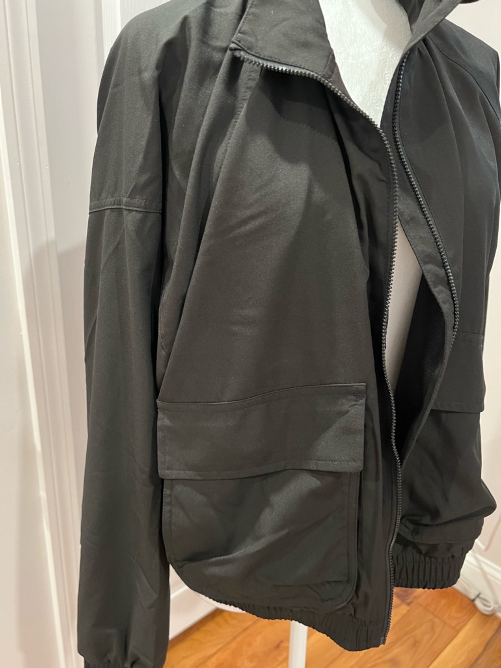 Old Navy Active Stretch Tech Jacket | Black | Large - Picture 2 of 11